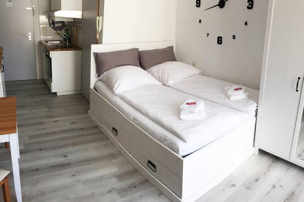 Apartment-Mitten In Konstanz, Gratis Parkplatz & Fahrrader, Netflix Tv エクステリア 写真