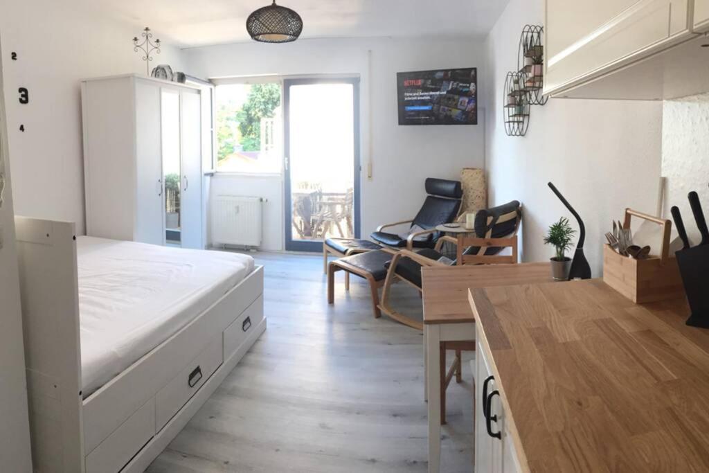 Apartment-Mitten In Konstanz, Gratis Parkplatz & Fahrrader, Netflix Tv エクステリア 写真